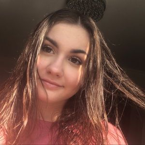 Meet your Posher, Kadence